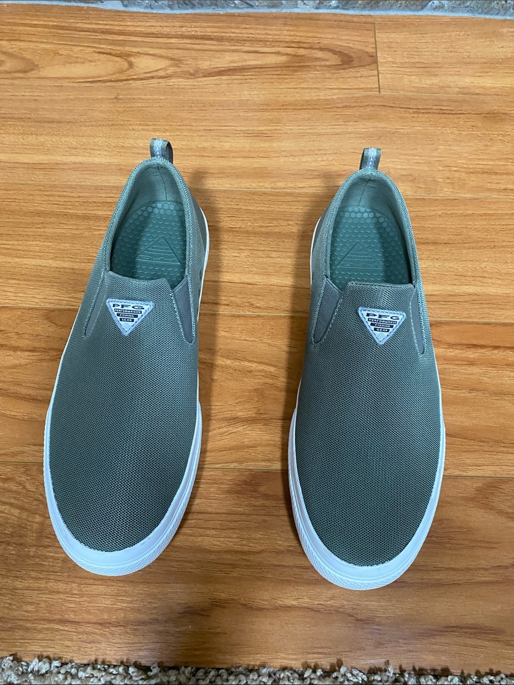 PFG Slip-On Mesh Sneakers in Olive Green Size 10